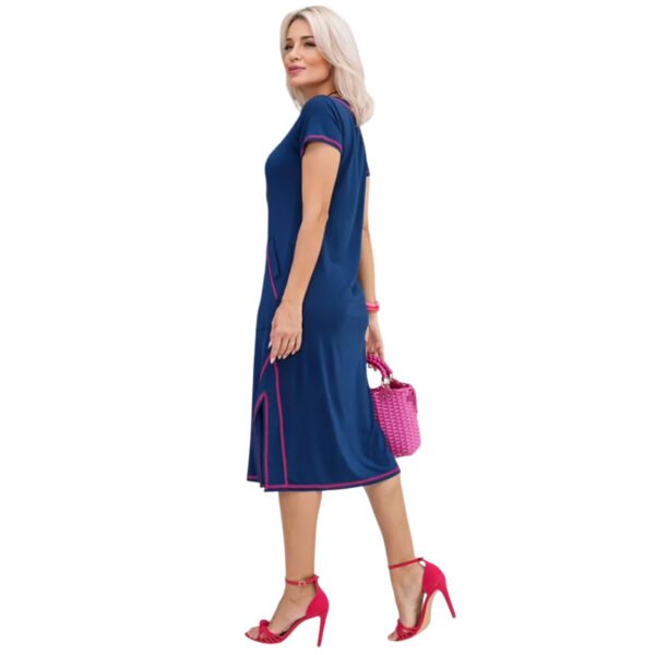 Vestido Midi Gola Fechada Manga Curta Pesponto