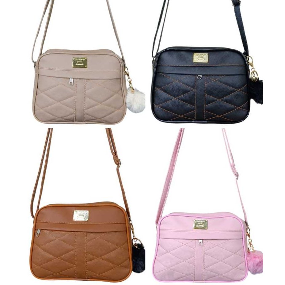 Bolsa Feminina Alça Transversal Pequena Moda Blogueira  C/ Chaveiro Pompom