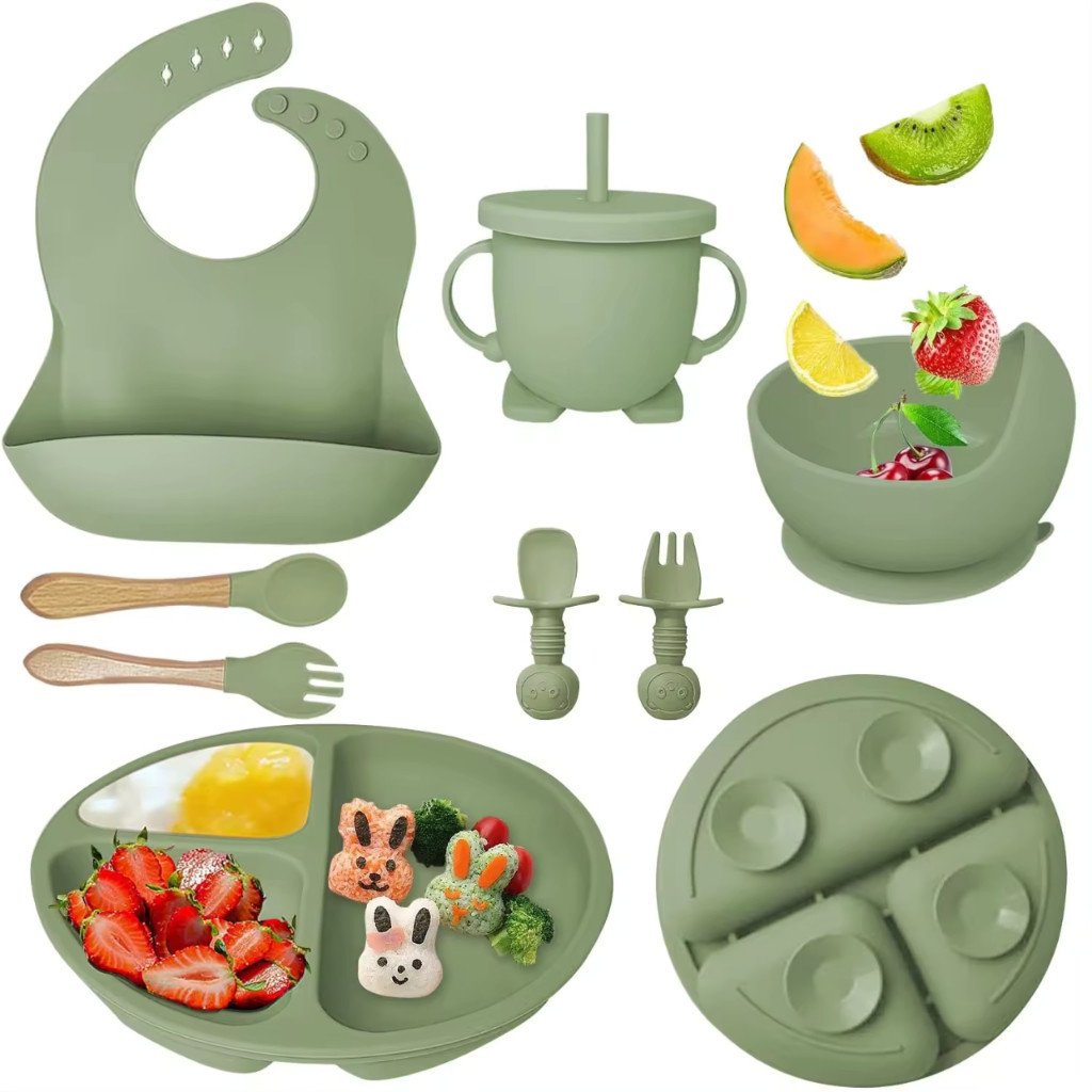 Kit 8 Peças Talheres alimentação Bebê Silicone Kit Talheres Infantil Com Ventosa Canudo Colher Babador Garfo
